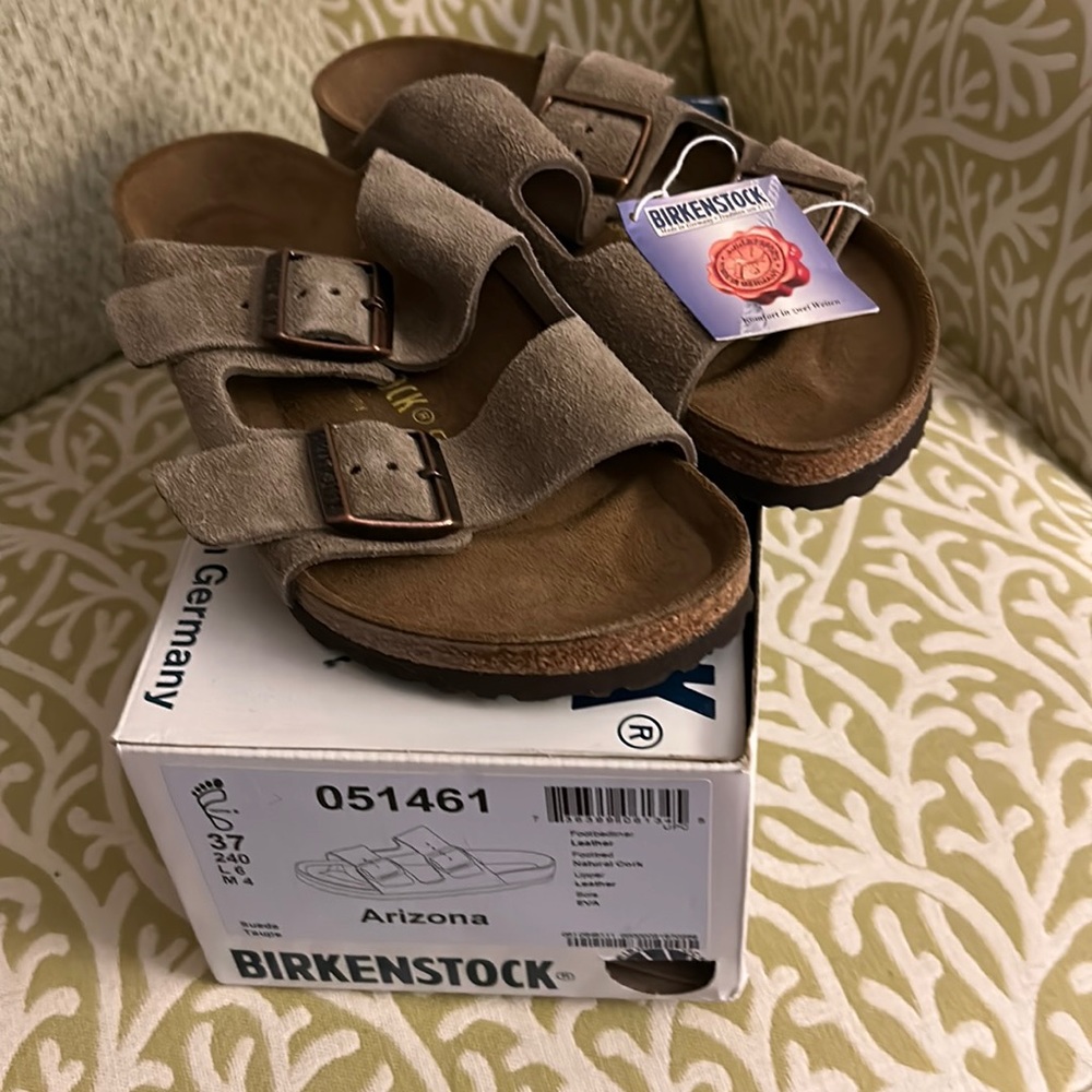 NIB Birkenstock Arizona